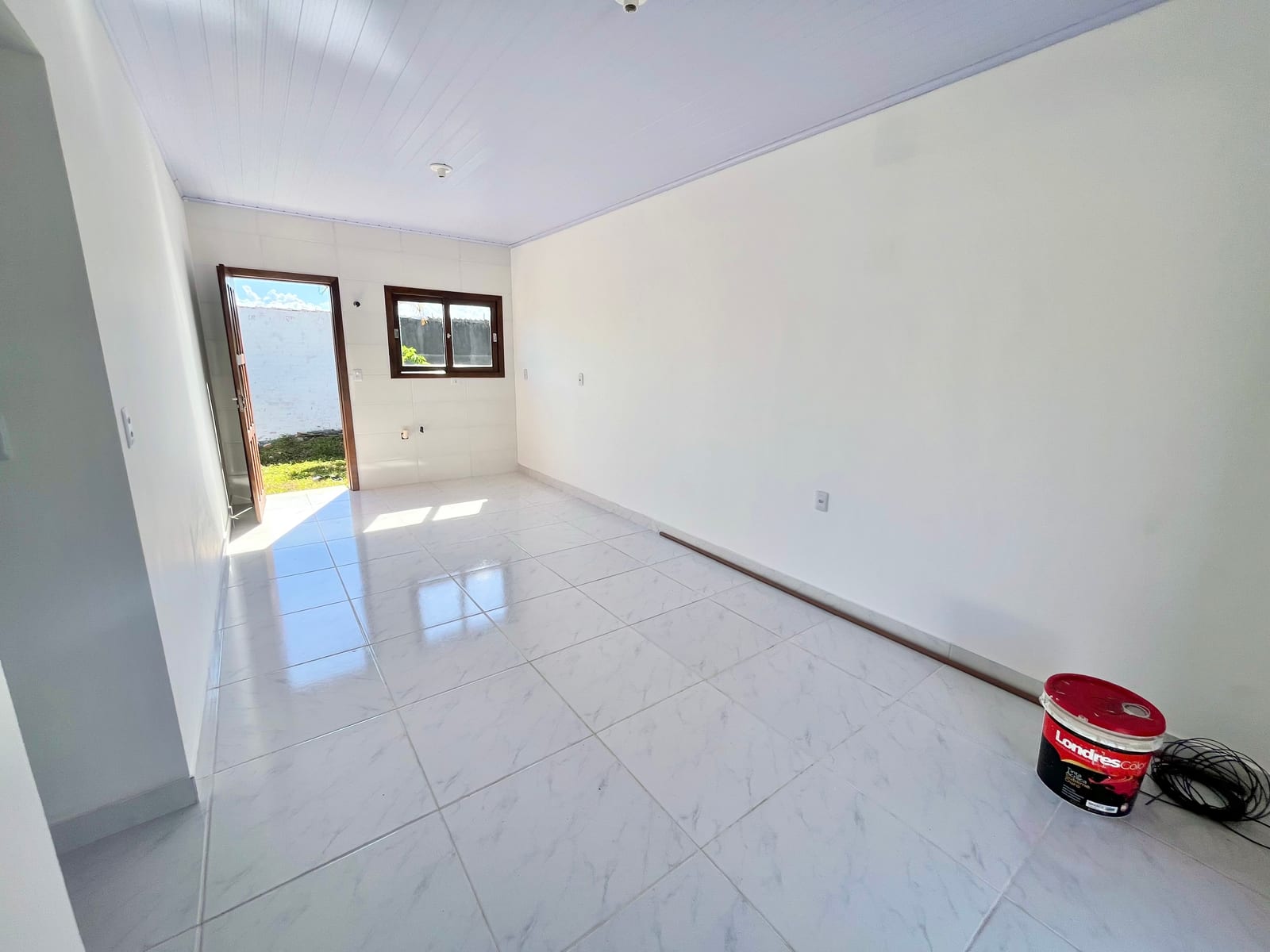 Foto do imóvel Casa 100% Reformada com Amplo Quintal no Monte Castelo
