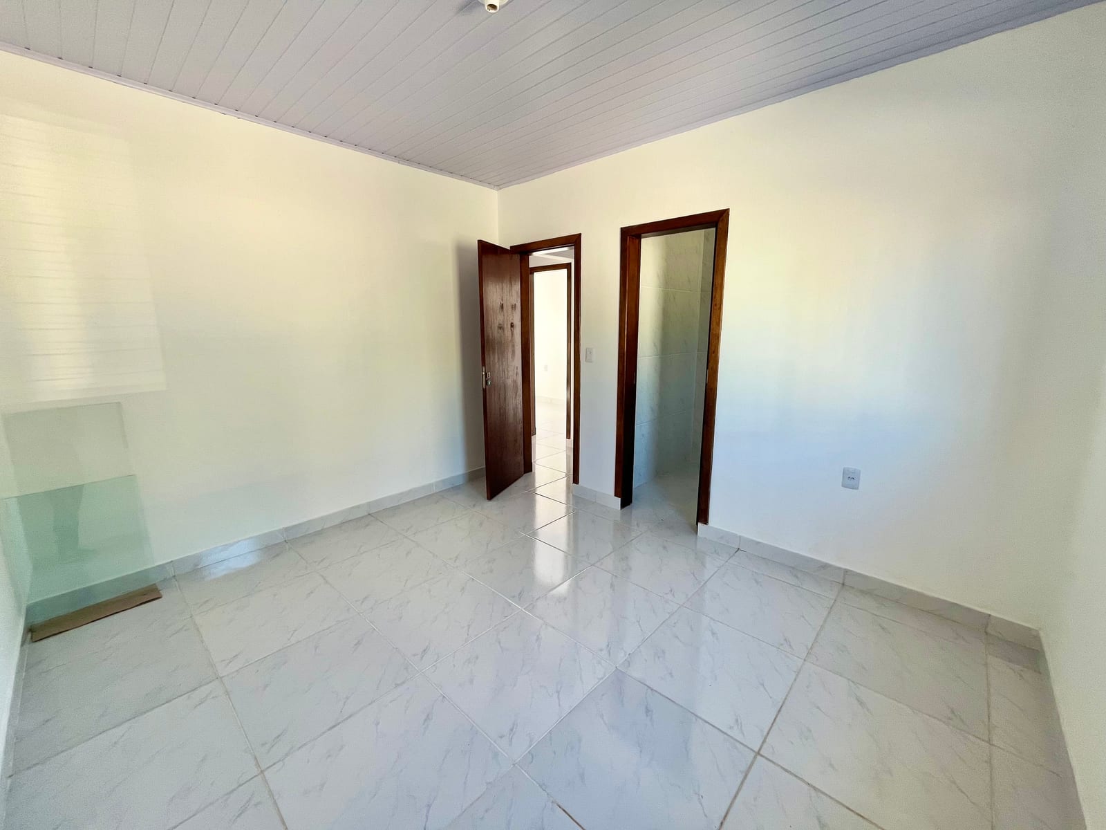 Foto do imóvel Casa 100% Reformada com Amplo Quintal no Monte Castelo